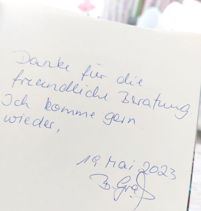 Handschriftlicher Dankestext auf Papier, datiert 19. Mai 2023.