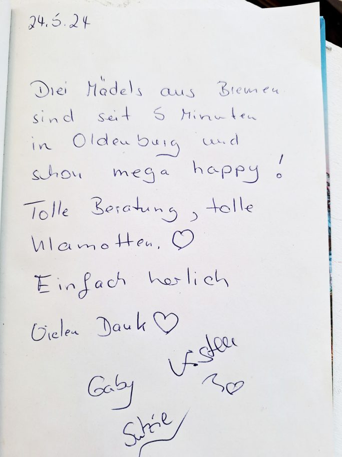 Handgeschriebene Notiz mit Dankesworten und einem herzlichen Gruß.
